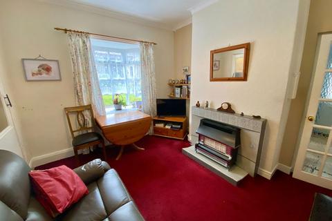 First Floor Flat, Moon Hill Cottage School Lane, Aberford, Leeds, LS25 3BU