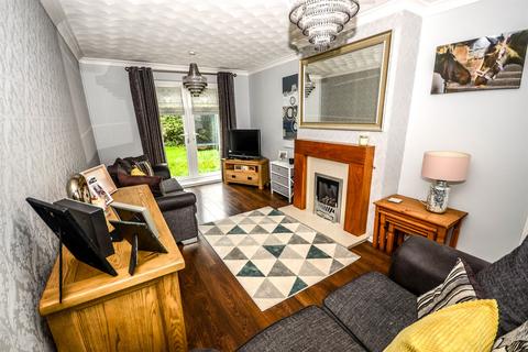 3 bedroom terraced house for sale, Soane Gardens, South Shields