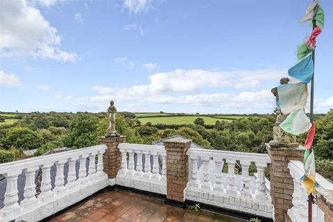 6 bedroom terraced house for sale, The Square, Hartland, Bideford