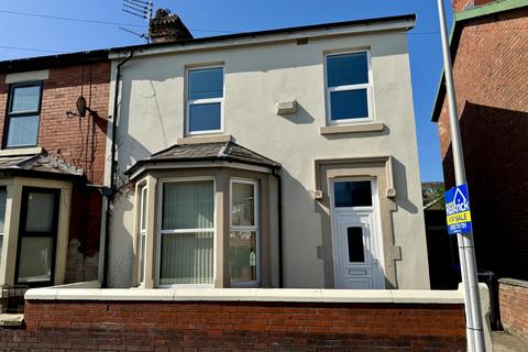 3 bedroom semi-detached house for sale, Glen Street, Blackpool FY3