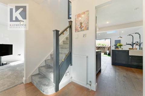 3 bedroom end of terrace house for sale, Ebbisham Road, Epsom, KT18