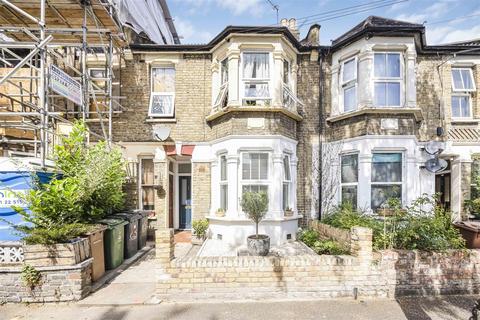 2 bedroom flat for sale, Scotts Road, London E10