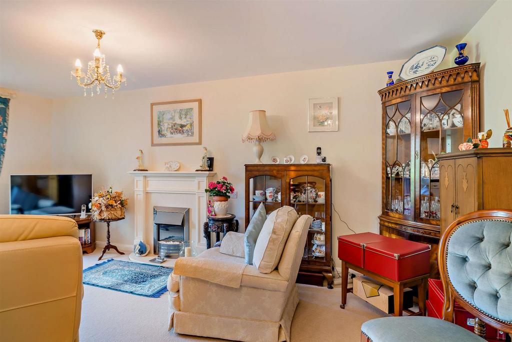8570718-interior02-800.jpg