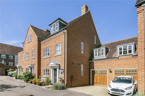 4 bedroom semi-detached house for sale, Kitchen Garden Court, Hertfordshire SG5