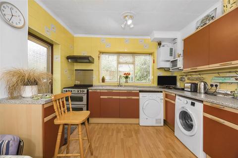14 Hampton Road, Leytonstone, London, E11 4BZ