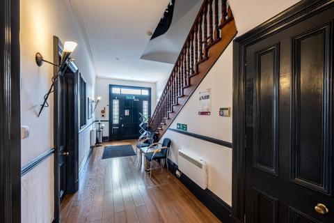 46 Queens Road, Aberdeen, AB15 4YE