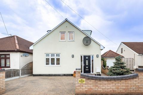 4 bedroom bungalow for sale, Manor Road, Dagenham