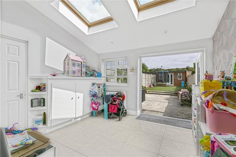 65 Hithermoor Road, Staines, TW19 6AR