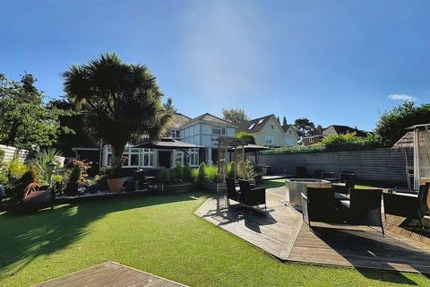 3 bedroom detached house for sale, Golf Links Road
