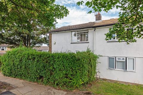 2 bedroom terraced house for sale, Chetwode Road, Tadworth