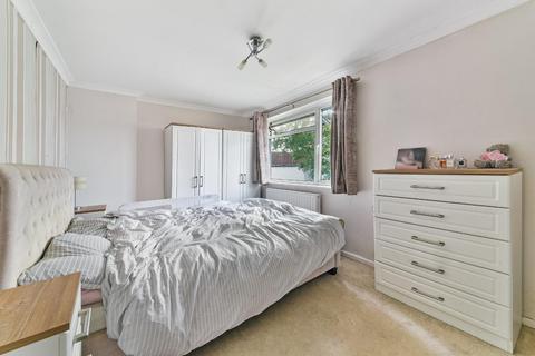 117 Chetwode Road, Tadworth, KT20 5PJ