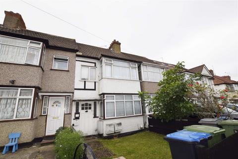 20b Woodside Close, Wembley, HA0 1UJ
