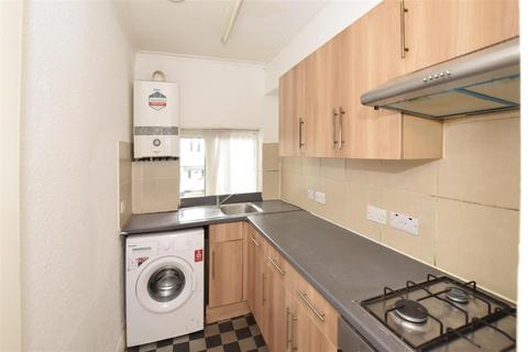 20b Woodside Close, Wembley, HA0 1UJ