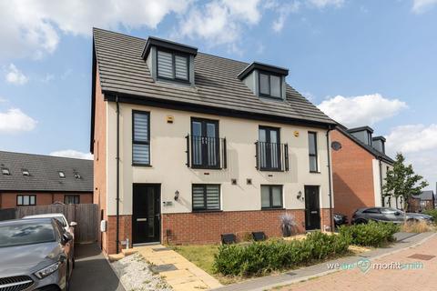 3 bedroom townhouse for sale, Eyam Way, Waverley, S60 8BQ