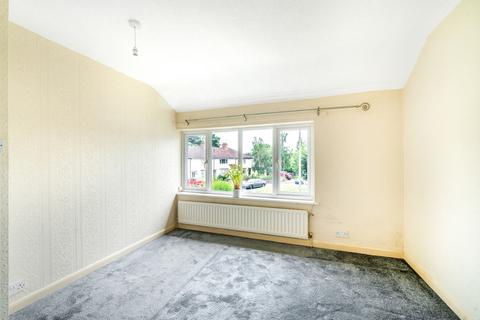 25 Chells Grove, Birmingham, B13 0NA