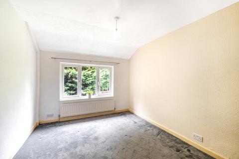 25 Chells Grove, Birmingham, B13 0NA