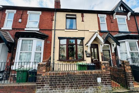 2 bedroom terraced house for sale, Albion Road, Willenhall