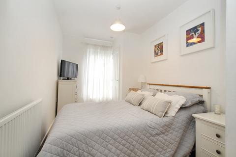 1 bedroom apartment for sale, Dyson Drive, Uxbridge