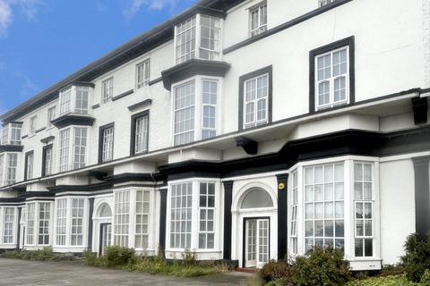 1 bedroom flat for sale, Southport PR9