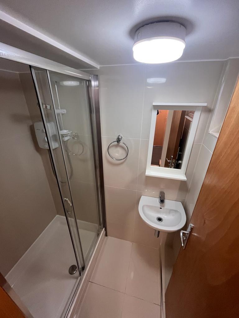 Shower.jpg