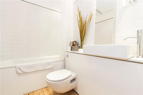 undefined, Colvestone Crescent, London, E8