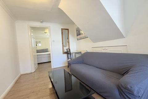 1 bedroom flat to rent, Burnley Road, Dollis Hill, NW10