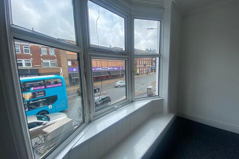 2 bedroom flat to rent, 144 Belgrave Gate, Leicester LE1