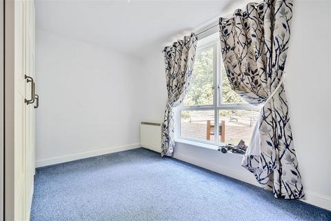 2 bedroom apartment for sale, Coral Park, Maidstone