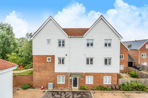 2 bedroom apartment for sale, Twelve Acres Road, Snodland