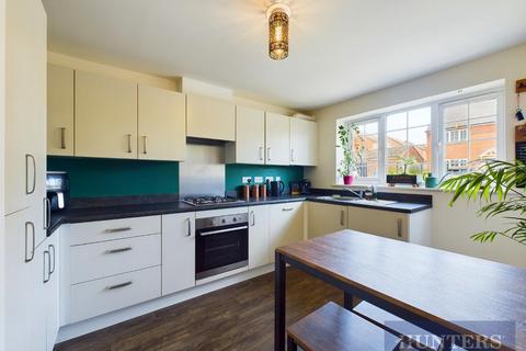 2 bedroom semi-detached house for sale, Sandstone Road, Eastfield, Scarborough