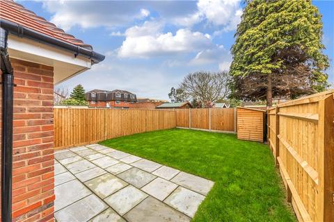 4 bedroom semi-detached house for sale, Beechcroft Close, Staines-upon-Thames, Surrey