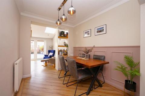 90 Yarlside Road, Barrow-in-furness, LA13 0EU