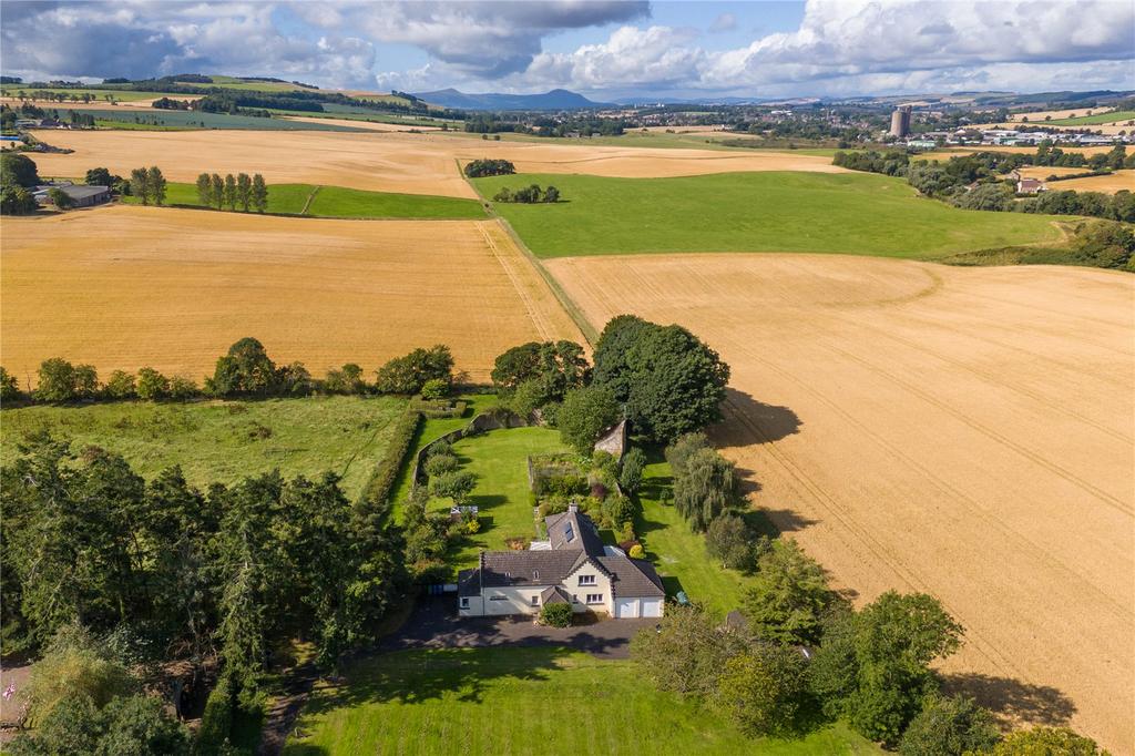 Towards Cupar