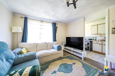 1 bedroom flat for sale, Elgin Gardens, Surrey GU1