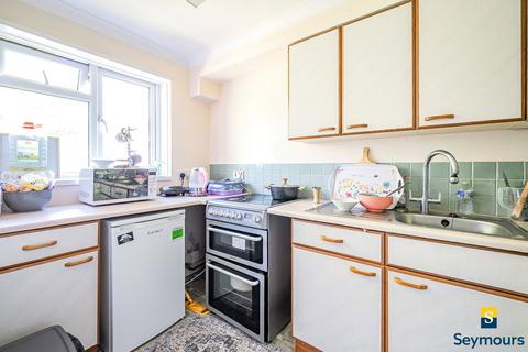 1 bedroom flat for sale, Elgin Gardens, Surrey GU1