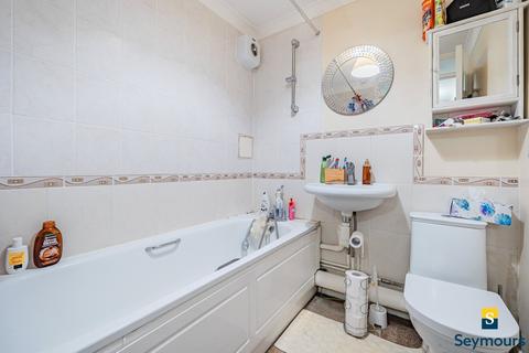 37 Elgin Gardens, Guildford, GU1 1UB