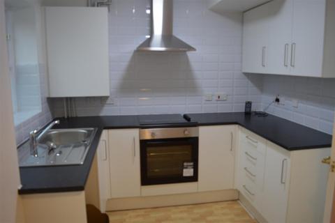 2 bedroom house to rent, Blanchard Street, Manchester M15