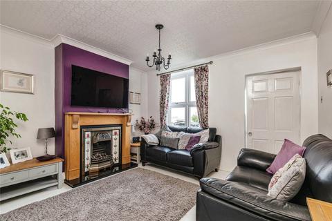 4 Cross Keys, Ossett, WF5 9SJ