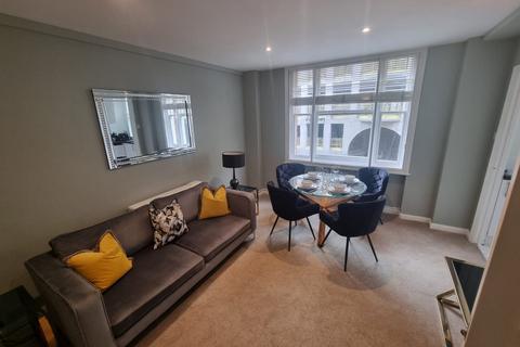 1 bedroom flat to rent, Hill Street, Mayfair, W1J