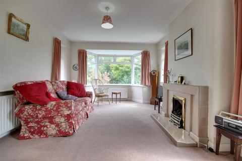 3 bedroom semi-detached bungalow for sale, Humber View, Hessle