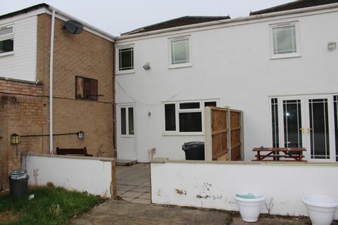 5 bedroom semi-detached house to rent, Rushey Close, Leicester LE4