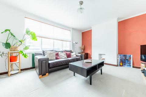 2 bedroom flat for sale, Battersea Rise, London, SW11