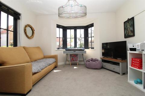 20 Bakers Field, Cliffsend, Ramsgate, CT12 5GH