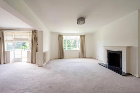 3 bedroom flat for sale, Heath Rise, Putney, London, SW15