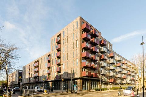 2 bedroom flat for sale, Graciosa Court, Harford Street, Stepney, London, E1