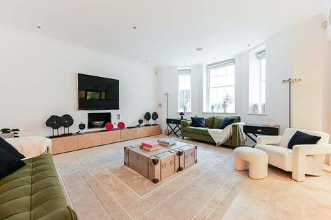 2 bedroom flat to rent, St. Georges Square, London SW1V