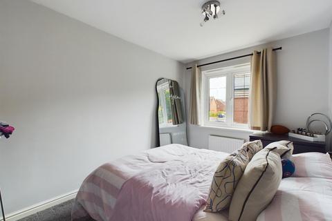 3 bedroom terraced house for sale, Forfield Drive, Beggarwood, Basingstoke, RG22