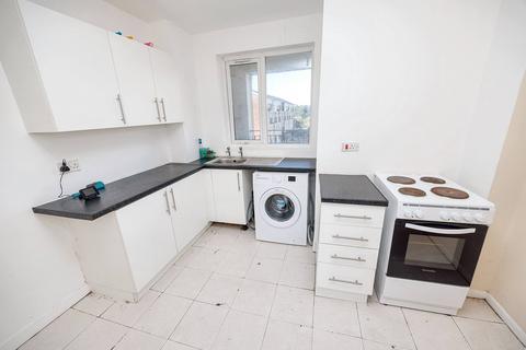 3 bedroom flat for sale, Storrington Avenue, Liverpool L11