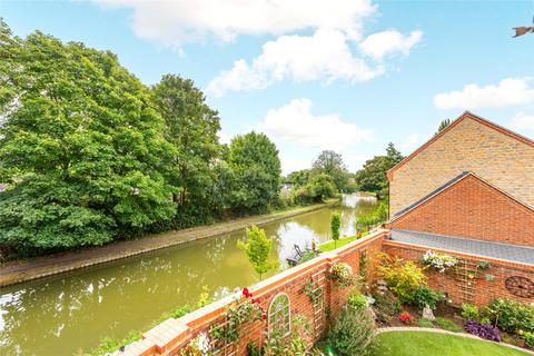 4 bedroom semi-detached house for sale, Bridge Road, Cosgrove, Milton Keynes, Northamptonshire, MK19