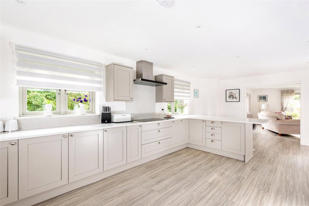 Kitchen/Dining